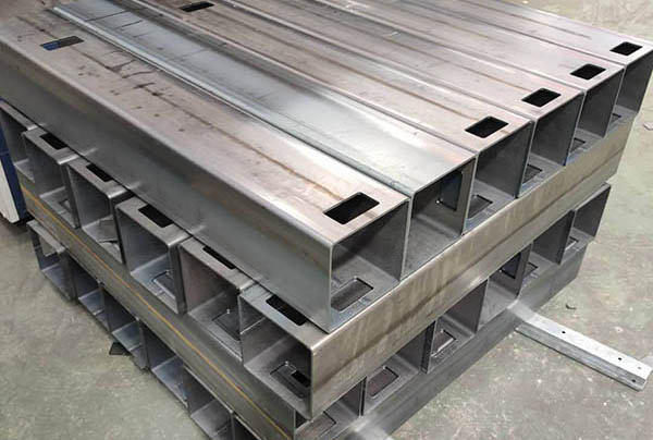 虎林大口径无缝方管